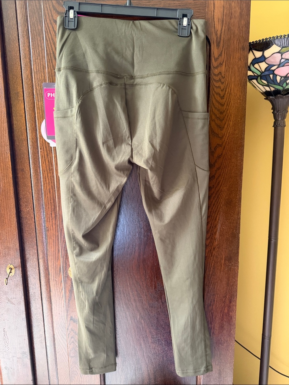 shosho Army Green High-Waist “Butt Sculpting” Leggings with Side Pockets